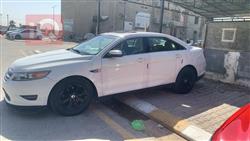 Ford Taurus